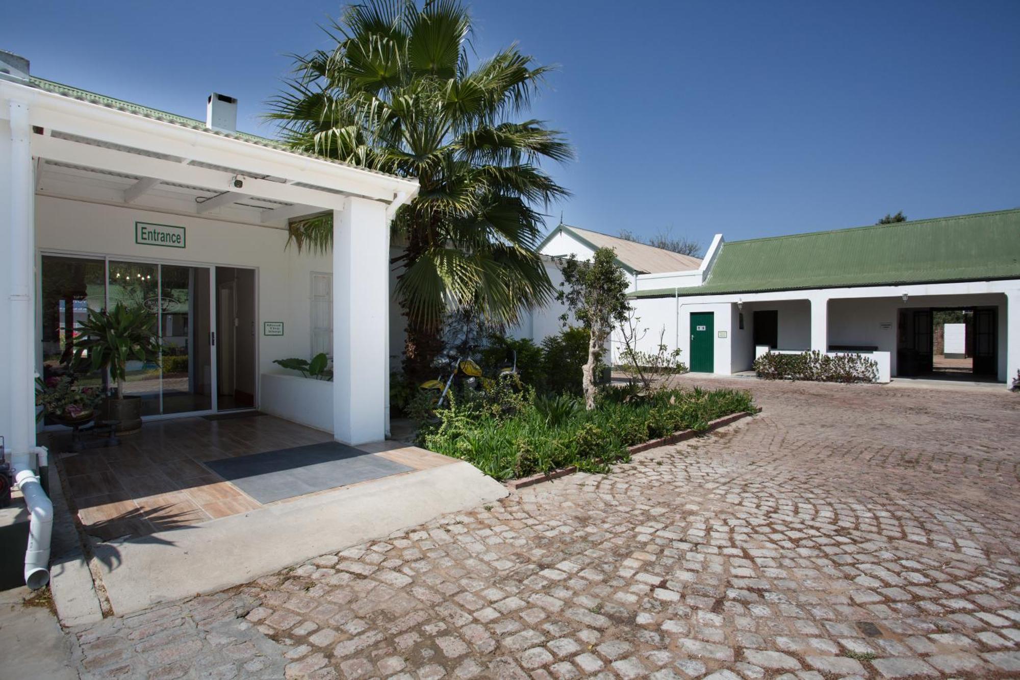 Steytlerville Royal Hotel Luaran gambar