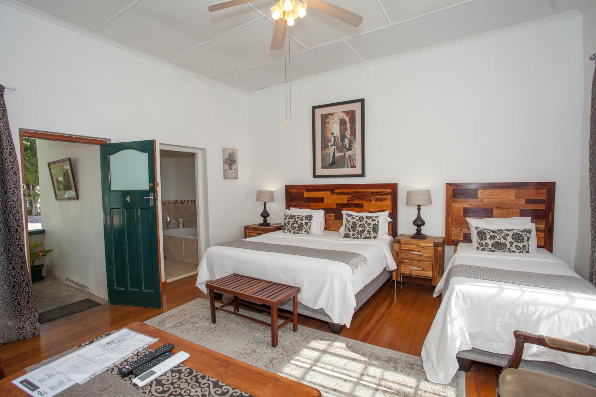 Steytlerville Royal Hotel Luaran gambar