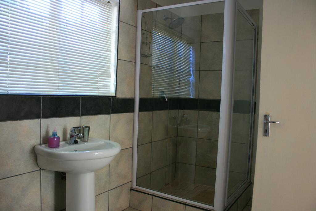 Steytlerville Royal Hotel Luaran gambar